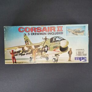 Vintage MPC Corsair II 1/72 Scale Model Kit 0206 Navy USS Kitty Hawk 5 Crewmen